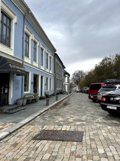 Cozy Apartment In Popular Street Μπέργκεν Εξωτερικό φωτογραφία